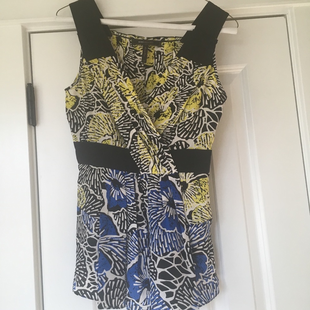 Bcbg print blue, yellow, black silk top - xxs
